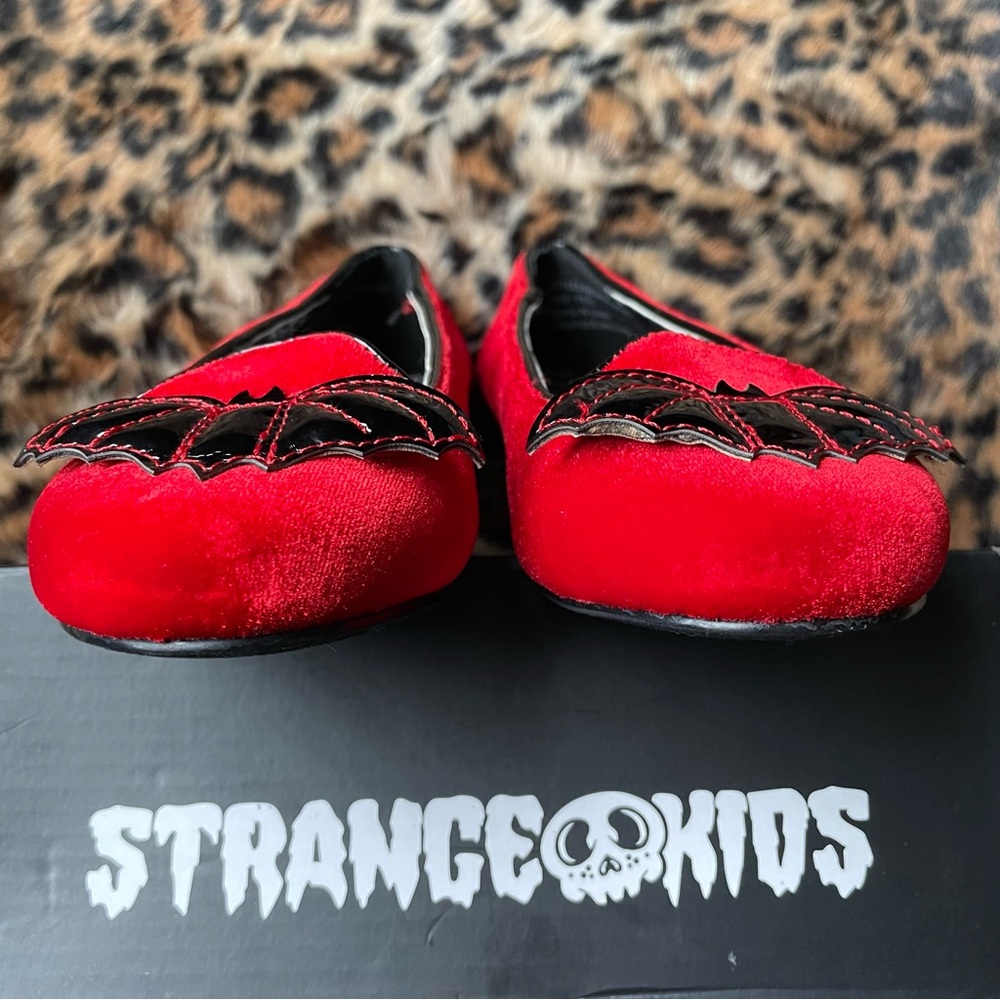 Strange Cult Red Velvet Lydia Bat Flats kids 12 - Picture 3 of 11